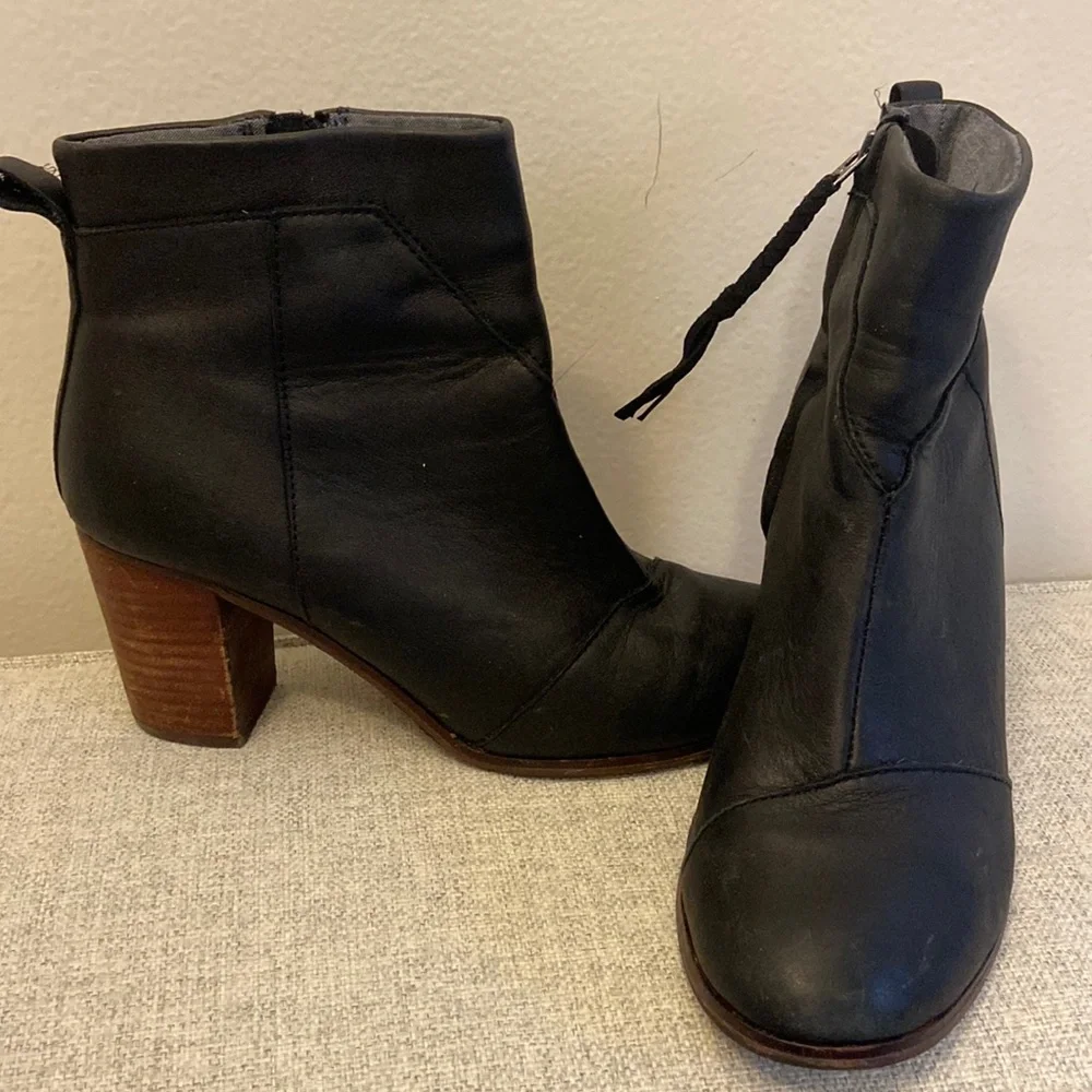 Black Tom’s Bootie Heels - Picture 1 of 5
